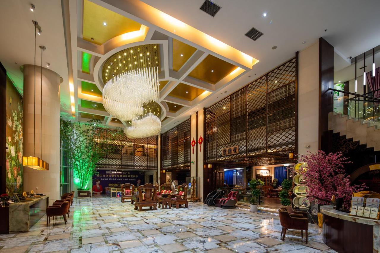King Royal Hotel Yunfu Экстерьер фото