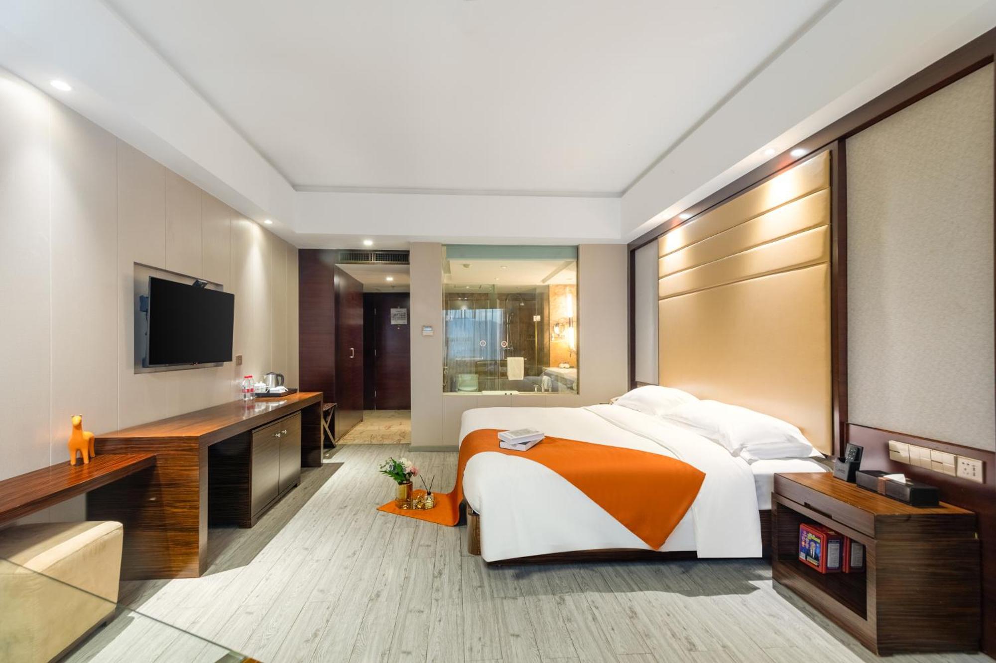King Royal Hotel Yunfu Экстерьер фото