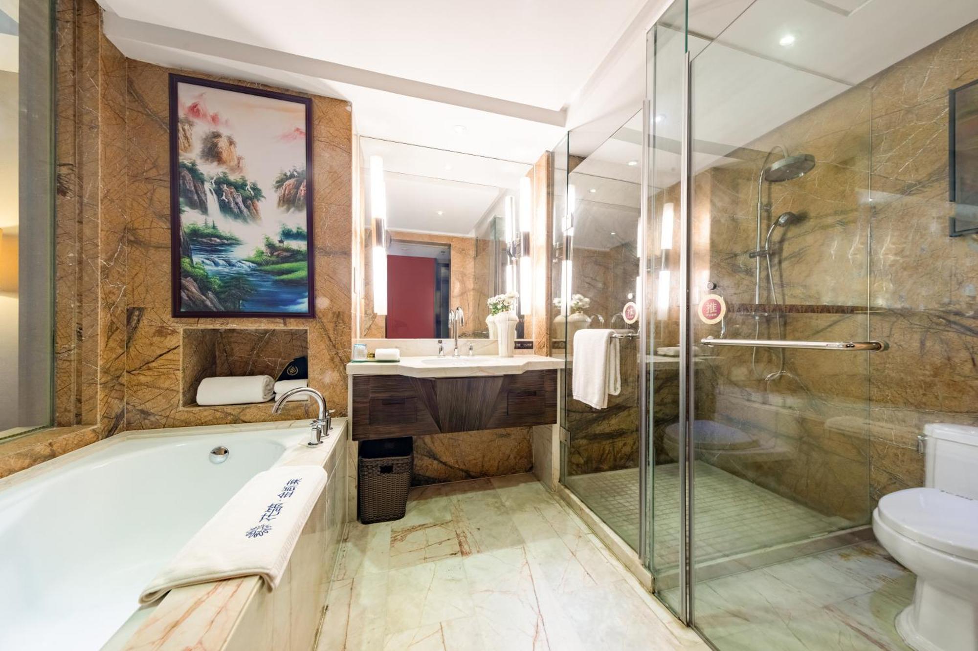 King Royal Hotel Yunfu Экстерьер фото